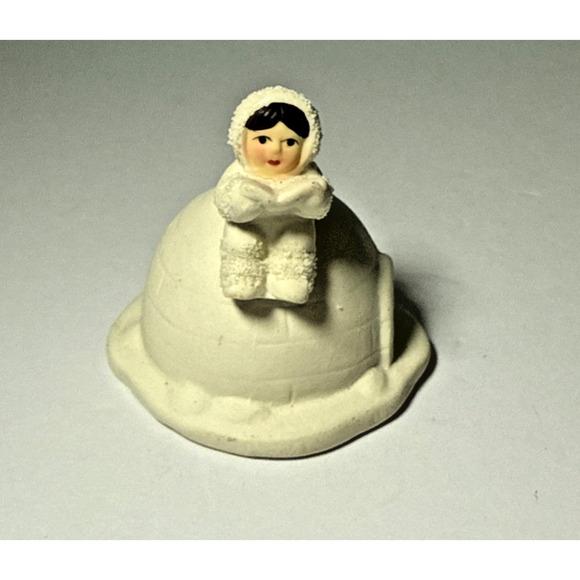 ARTIC KIDS OF ALASKA VINTAGE CHRISTMAS ORNAMENT ESKIMO GIRL ON IGLOO - Picture 1 of 6